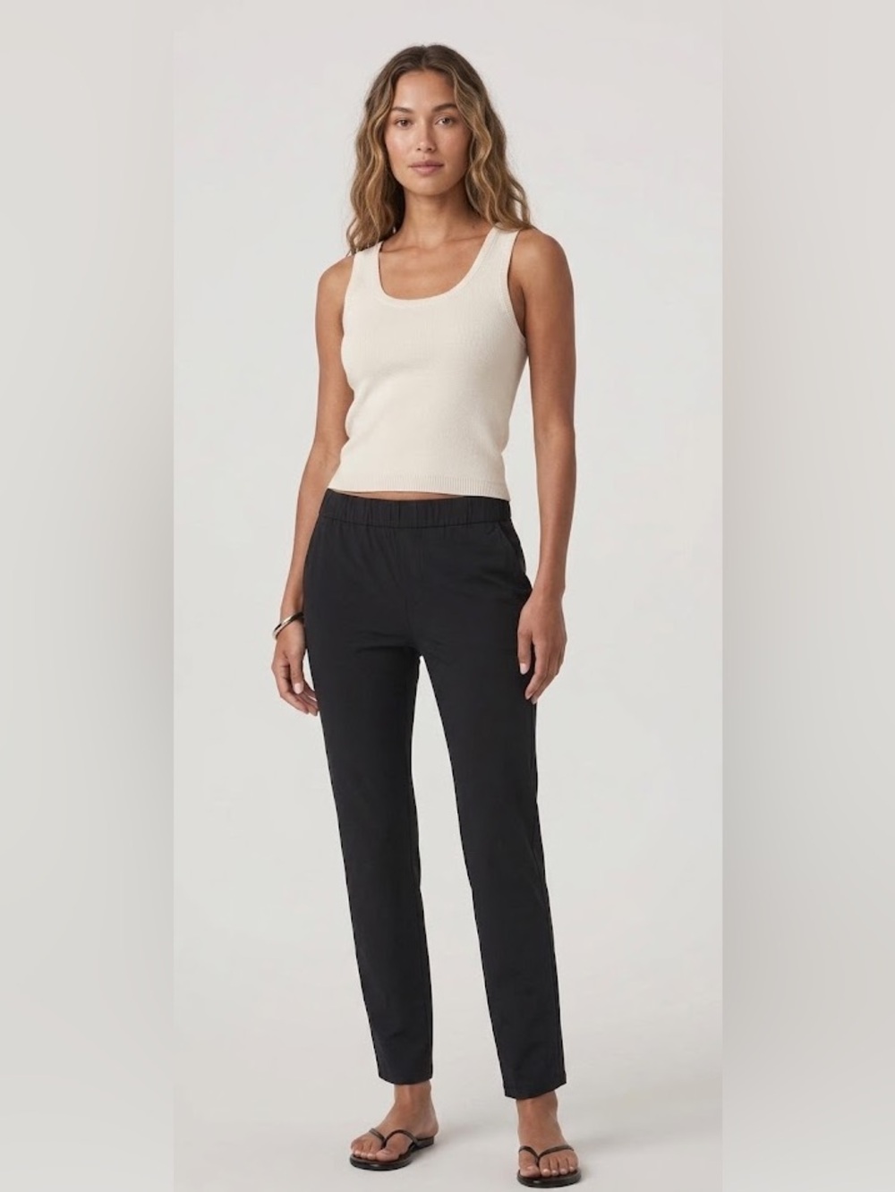 Vuori Black Ankle Cropped Performance Pants